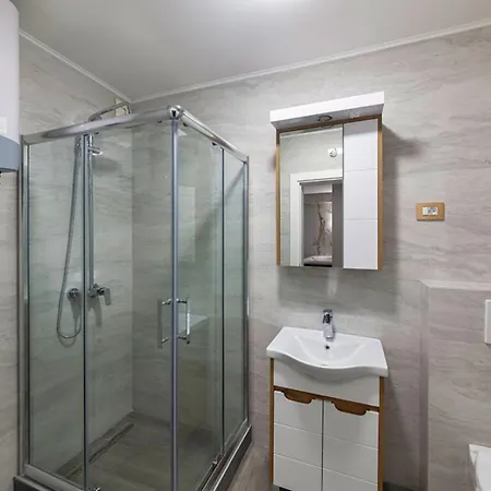 Tesla 2 Apartment Belgrade